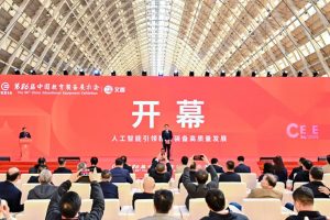 启明同学—第86届中国教装展AI近视防控领域焦点